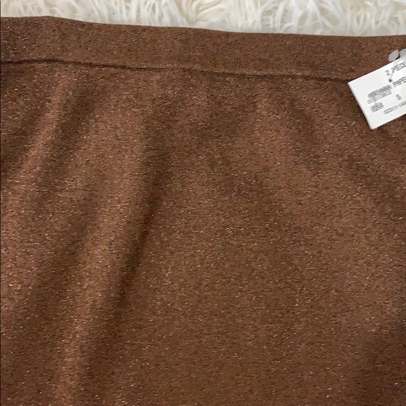 Gorgeous never worn Adrianna papell skirt - Picture 2 of 5